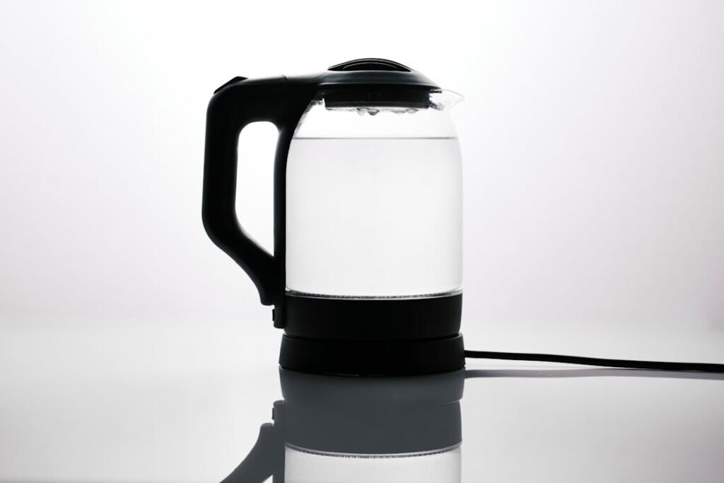 Best electric kettle under 1000 India 2025 - glass kettle