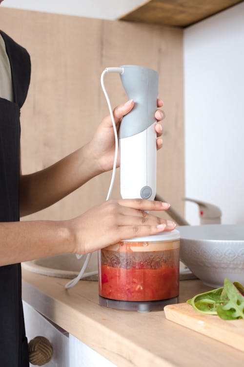 Best hand blender under 1500 India 2025 - using stick blender