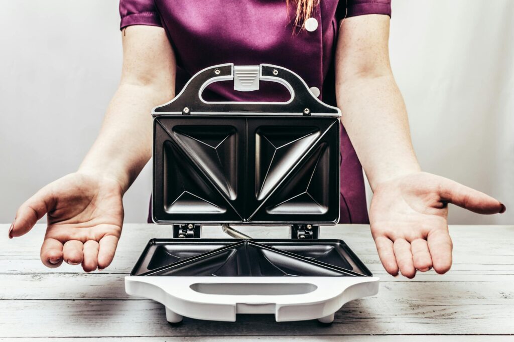 Toaster Sandwich Kitchen - Best Toaster / Sandwich Maker Under ₹1,000 India — Breakfast