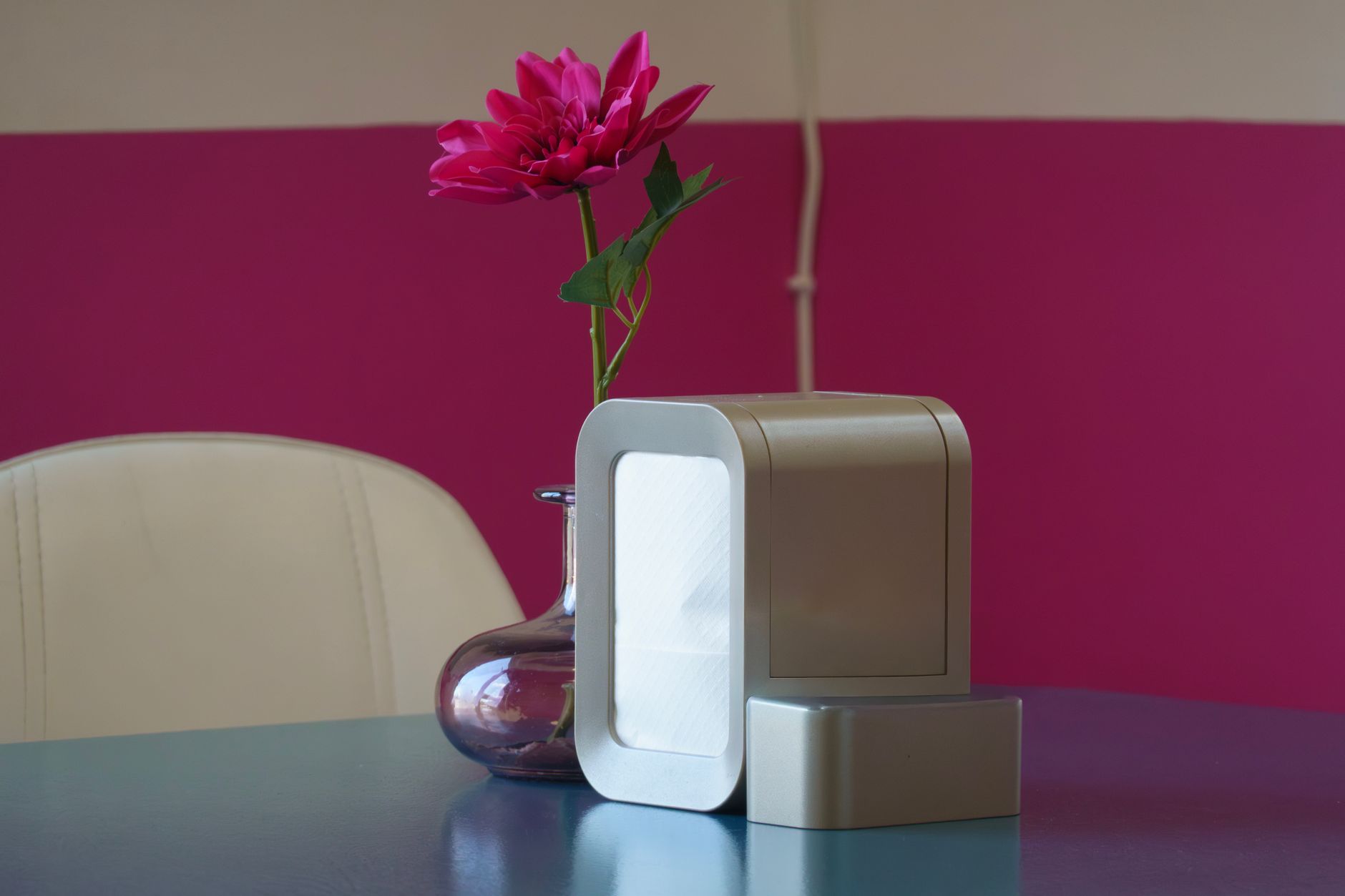 Elegant interior setting featuring a sleek air purifier in a home — best indoor air purifiers in India 2026