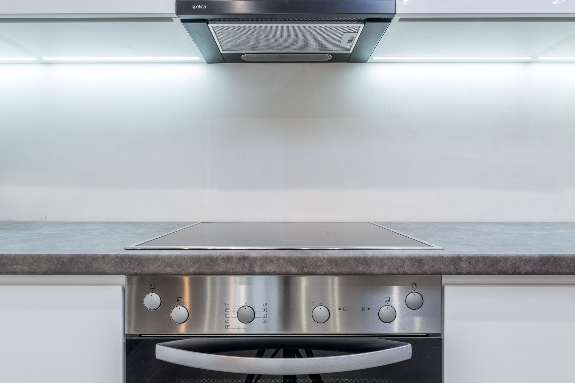 Modern kitchen setup ideal for placing an electric rice cooker and other home appliances