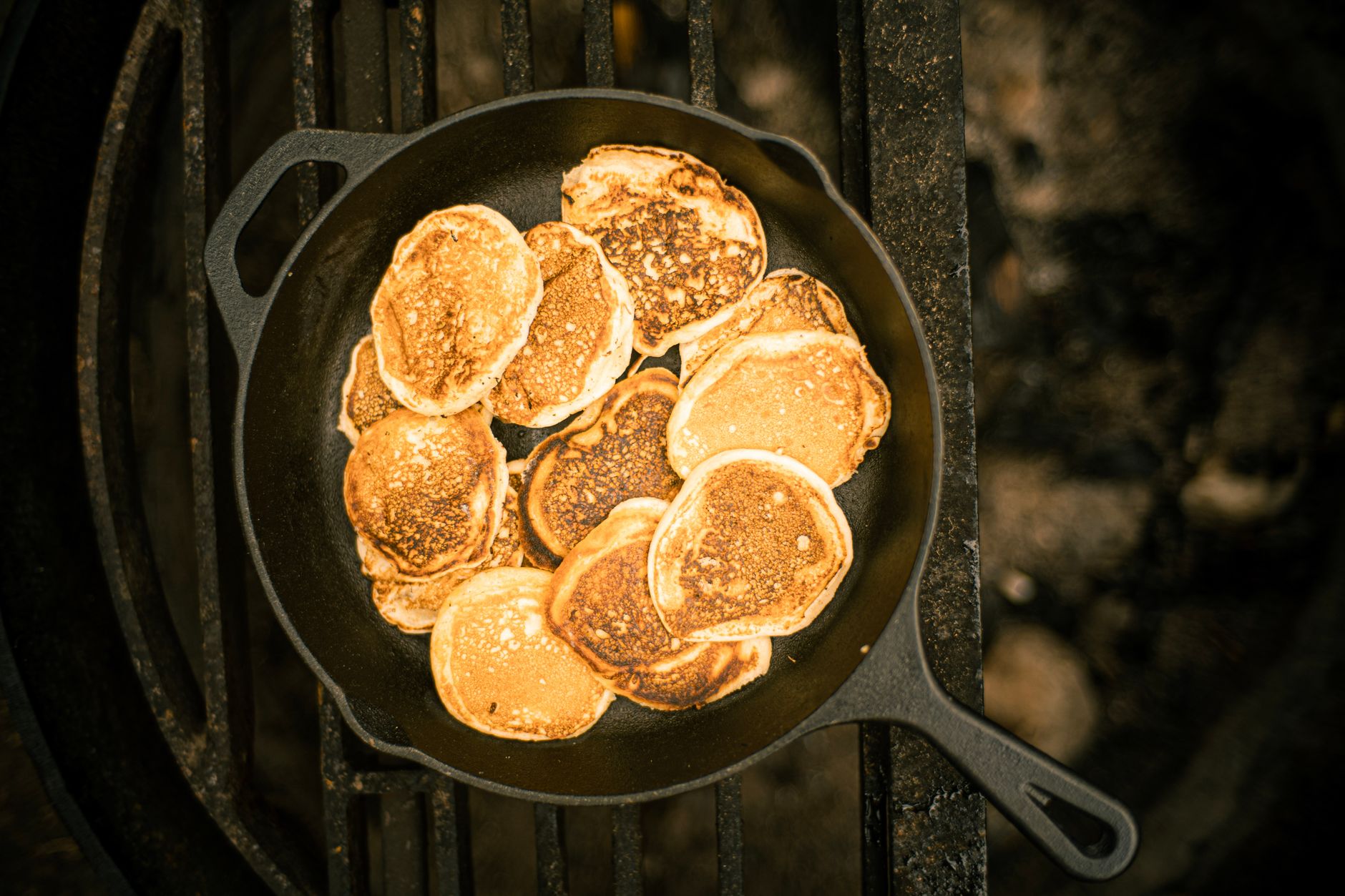 Cast iron tawa skillet for perfect rotis dosas and Indian flatbreads
