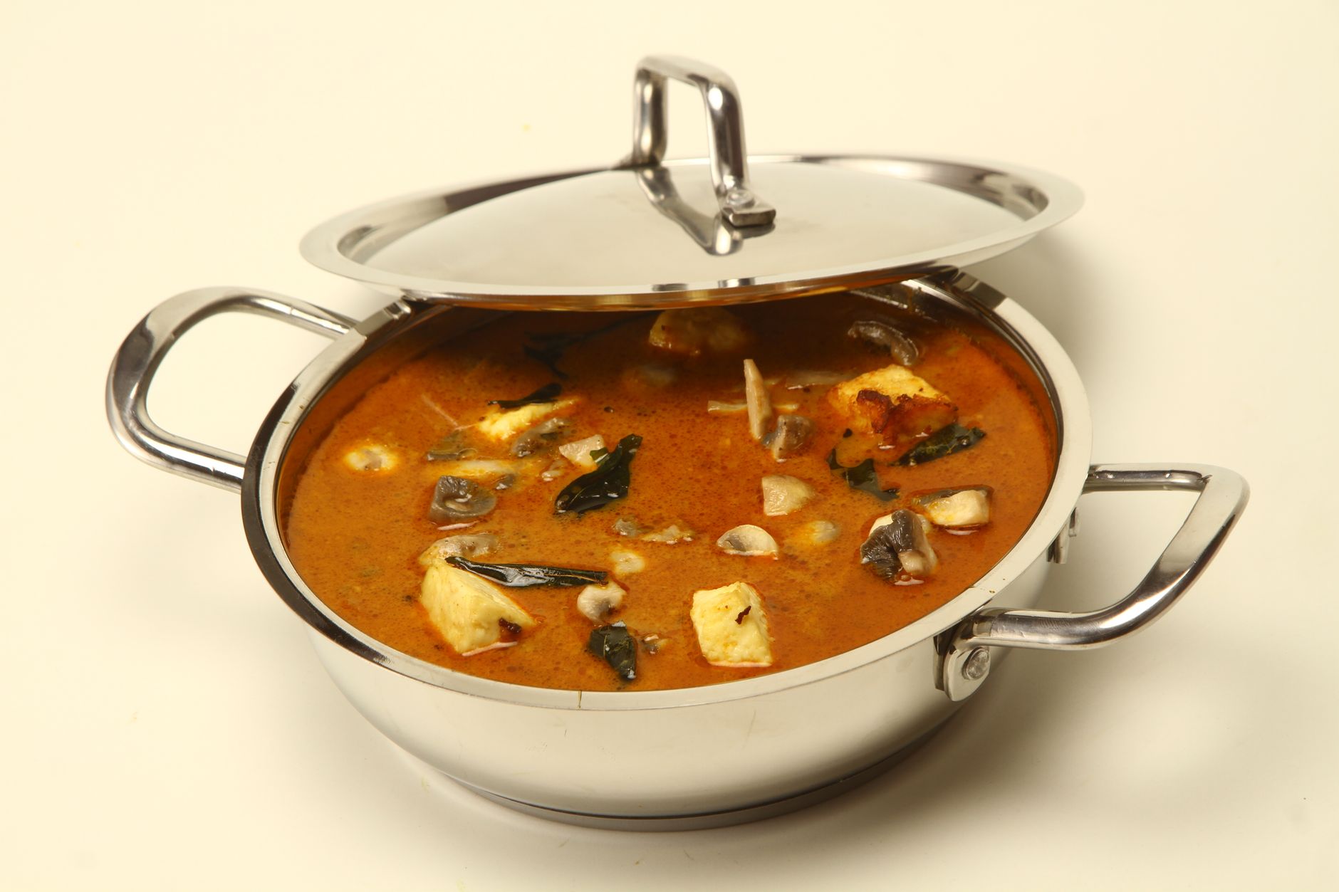 Vinod stainless steel cookware set for Indian curry and cooking
