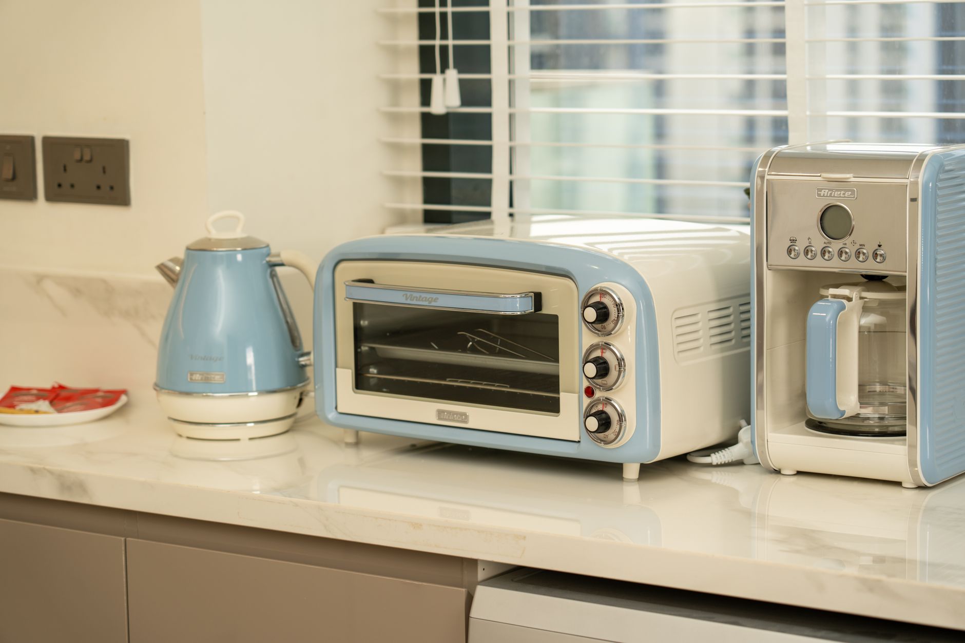 Bajaj Majesty OTG oven for baking and grilling - best budget OTG India 2026